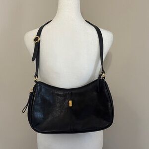 Etienne Aigner Elegant Black Leather Shoulder Bag